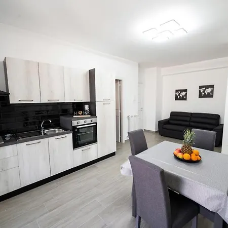 Ava Vacation Apartment *